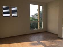 Hình ảnh Cho thuê c/h Officetel Charmington, 34m2, 1wc, nhà trống - 8.5tr