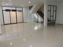 Hình ảnh Cho thuê nhà nguyên căn mặt tiền Đường Cách Mạng Tháng Tám P. 5 Q. 3