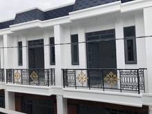 Hình ảnh Ông chú kietj tiền nên cần bán gấp căn nhà , mặt tiền chợ Hưng Long