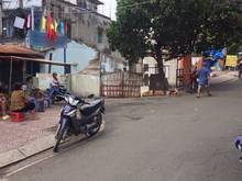 Hình ảnh Bán nhà nát quận 4 diện tích lớn, mặt tiền Bến Vân Đồn tuyến đường huy