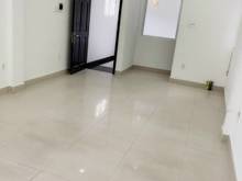 Hình ảnh Cho thuê nhà nguyên căn hẻm xe hơi tránh nhau 399c Nguyễn Đình Chiểu