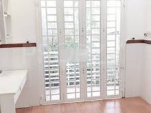 Hình ảnh Bán nhà quận 4 - Nhà nát, thuận tiện xây lại, gần Cầu Khánh Hội 2  - D
