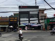 Hình ảnh Mặt Tiền Đường Phan Xích Long ,_ Khu đông dân cư