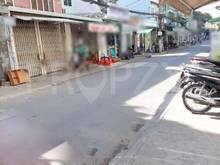 Hình ảnh Bán nhà 2 căn đôi mặt tiền đường quận 4 - Nhà nát, thích hợp xây lại