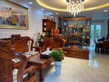 Hình ảnh Bán Nhà MT Trần Quốc Toản, Phường 7, Quận 3. dt: 12x19m