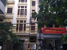 Hình ảnh Cho thuê nhà ngõ ô tô tại TRần Duy Hưng   , Cầu Giấy . DT : 75 M * 5 t
