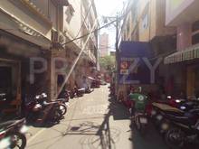 Hình ảnh Nhà hẻm xe hơi quay đầu tại Quận 1, gần tuyến đường kinh doanh sầm uất