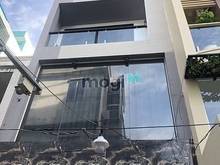 Hình ảnh Cho thuê nguyên căn mặt tiền đường Nguyễn Đình Chiểu Phường 3 Quận 3