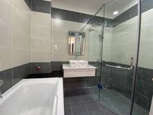 Hình ảnh Cho thuê nhà 201B Huỳnh Văn Bánh, Phường 11, Phú Nhuận