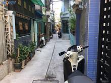 Hình ảnh Bán nhà hẻm Bến Chương Dương, đang để trống, sổ hồng riêng chính chủ t