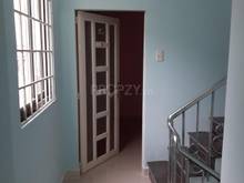 Hình ảnh Bán nhà nguyên căn phường Cầu Ông Lãnh, Quận 1  Diện tích ngang 4m, dà