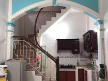 Hình ảnh Chính chủ cho thuê nhà 4 tầng ngõ 72, đường Nguyễn Trãi, giá chỉ 10tr.