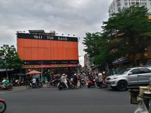 Hình ảnh Nhà 2 Mặt Tiền, Số Đường A4, // Nhà rộng trống suốt