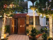 Hình ảnh Căn nhà góc 2 MT đường 32b tên lửa, dt: 160m2, 2 lầu, giá: 17 tỷ.
