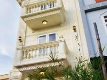 Hình ảnh Căn Góc 2 Lầu Sân Thượng Hẻm Xe Hơi 1422 Huỳnh Tấn Phát, Quận 7