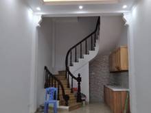 Hình ảnh Chính chủ bán nhà mặt ngõ phố CẦU GIẤY, nhà mới thoáng trước sau.