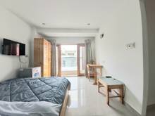 Hình ảnh Căn Hộ Cao Cấp, Ban Công Giá Cực Tốt - Gần Cầu LÊ VĂN SỸ Q.3
