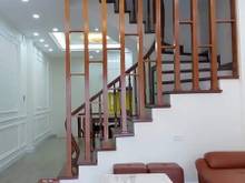 Hình ảnh Bán gấp nhà ngõ 194 Đội Cấn giá 3,4 tỷ, dt 34mx4T, Mới đẹp.