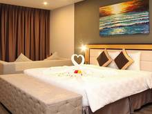 Hình ảnh Cho thuê Khách sạn 15Phòng Lê Thánh Tôn Quận 1. DTSD 560m2. Chỉ $9.000
