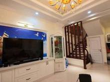 Hình ảnh Cho thuê bt ngõ 242 Nguyễn Huy Tưởng. Giá 40tr/th.