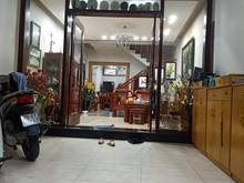Hình ảnh Qúa Đẹp 5 Tầng Nguyên Hồng_Kinh Doanh -Ô Tô Vào Nhà – Phố Vip_DT 70M