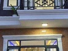 Hình ảnh Gia đình cần bán nhanh nhà Hoàng Hoa Thám giá tốt nhà xây kiên cố