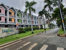 Hình ảnh Chính chủ bán nhà giá rẻ, sổ hồng hoàn công 2020, QL13, Thủ Đức