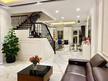 Hình ảnh Xuất cảnh bán nhà MT đường Hồ Bá Kiện - Tô Hiến Thành, Q. 10