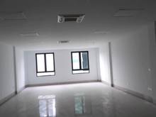 Hình ảnh Bán nhà mặt Đường Hoàng Quốc Việt, 80m2*5 tầng, mt 5m, 23 tỷ.