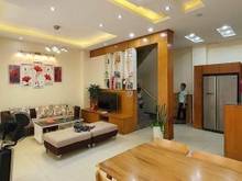 Hình ảnh Bán nhà Lạc Long Quân, lô góc, 4 tầng, 4 ngủ, gần chợ, gần ô tô.