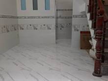 Hình ảnh Bán nhà sổ Hồng chung giá 970tr trệt lầu 2 p ngủ 2 WC khu dân cư q1
