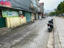 Hình ảnh Bán nhà 4 tầng ngay sau trường Tiểu Học Thạch Bàn, xe ô tô vào nhà tho