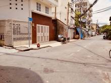Hình ảnh Bán nhà Lạc Long Quân, Quận 1 giá 6tỷ 9 đường 8m