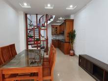 Hình ảnh Bán nhà Lạc Long Quân, Tây Hồ, 30m, 5 tầng, mặt tiền 4m, nhỉnh 3 tỷ.