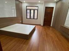 Hình ảnh Nhà mới 8/3 45m2x5T, gần chợ, kinh doanh tập nập