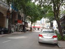 Hình ảnh Cho thuê nhà 1 T3L khu phố Nhật Lê Thánh Tôn, Bến Nghé, Q1. ngang 5m