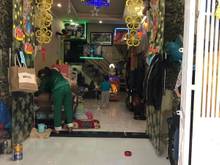 Hình ảnh Nhà 2 lầu HXH cách đường Vĩnh Hội, Quận 4, chỉ 20m, Giá chỉ 3,3 tỷ