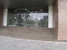 Hình ảnh MT đẹp đường Trung Kính đôi cho thuê, 420m2, MT 12m, 100 tr/tháng