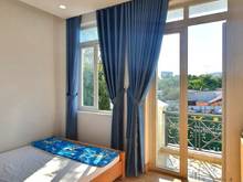 Hình ảnh Studio sạch đẹp, ban công, cửa sổ