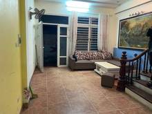 Hình ảnh Cho thuê nhà 89 lạc long quân 35m2 x 3 tầng full đồ vào ở luôn