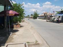 Hình ảnh Bán đất MT Hương Lộ 10, giá 23tr/m2, SHR, cách chợ Bình Chánh 1,2km