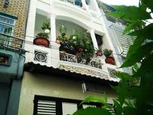 Hình ảnh Cho thuê nhà nguyên căn đẹp, ngay chợ phạm văn hai,4x15