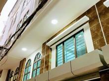 Hình ảnh Chỉ 3.8 tỷ nhà ngay sát Ngã Tư Sở, 34m2, 5 tầng, 3.3m mặt tiền,LH ngay