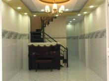 Hình ảnh Bán nhà trên đường Nguyễn Tiểu La Quận 10 33m2 chỉ 4,4 tỷ.