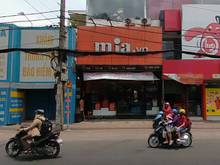 Hình ảnh Mặt Tiền Quận 10 - 4.5 x 18 - Đường Ba Tháng Hai
