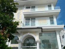 Hình ảnh cho thuê nhà d2,bình thạnh 8*10 trệt lửng 4 lầu