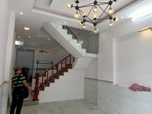 Hình ảnh Bán nhà hẻm 700 Lạc Long Quận, hẻm nhựa 7m, 3 tầng, nhà đẹp, ở ngay.