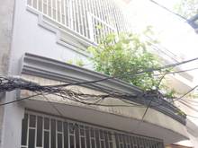 Hình ảnh Nhà 2lầu hẻm Trần Đình Xu P. Cô Giang Q1
