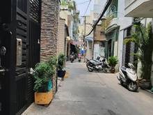 Hình ảnh Bán nhà Lạc Long Quân, Phường 8, Quận Tân Bình, Giá 4.95 tỷ.