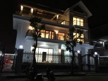 Hình ảnh Chính chủ cho thuê mặt bằng kinh doanh phố Nguyễn Phong Sắc 100m,MT 5m